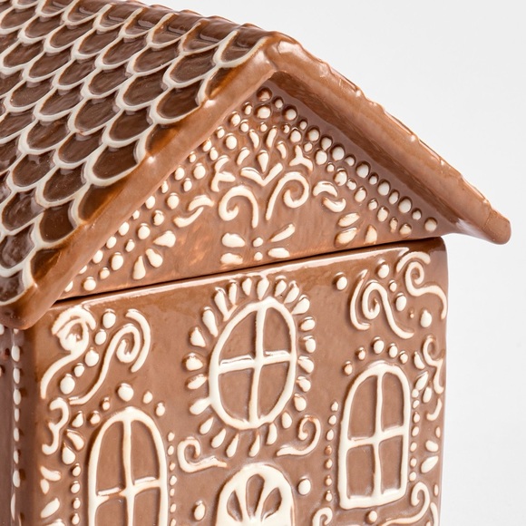 Pottery Barn Gingerbread House Candle BN - Picture 4 of 8